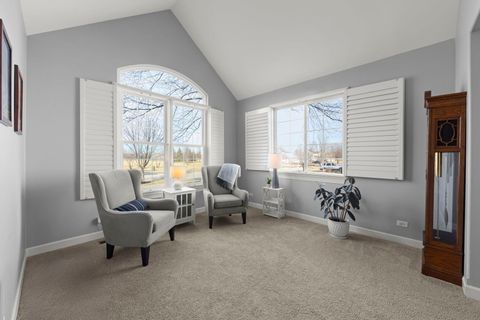 Tiny photo for 621 Western Drive, North Aurora, IL 60542 (MLS # 12592396)