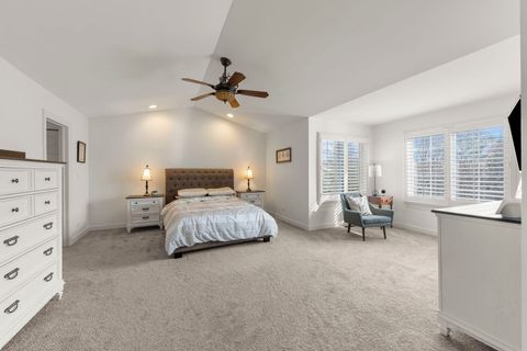 Tiny photo for 621 Western Drive, North Aurora, IL 60542 (MLS # 12592396)