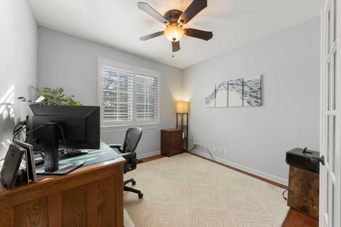 Tiny photo for 621 Western Drive, North Aurora, IL 60542 (MLS # 12592396)