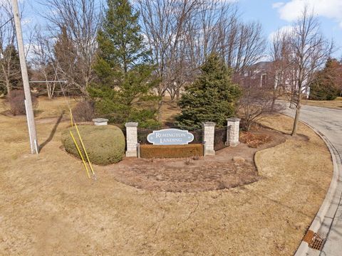 Tiny photo for 621 Western Drive, North Aurora, IL 60542 (MLS # 12592396)