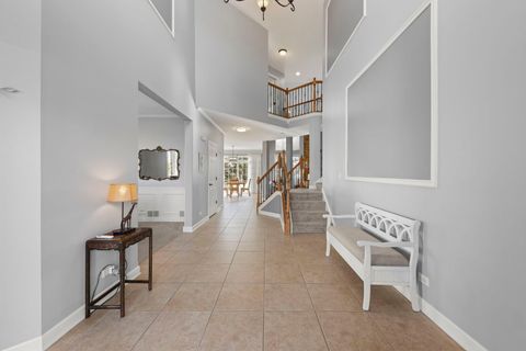 Tiny photo for 621 Western Drive, North Aurora, IL 60542 (MLS # 12592396)