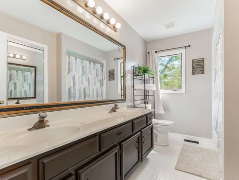 Tiny photo for Naperville, IL 60565 (MLS # 12632838)