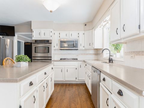 Tiny photo for Naperville, IL 60565 (MLS # 12632838)