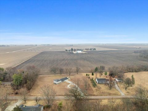 Tiny photo for 15795 E 2550 North Road, Hudson, IL 61748 (MLS # 12582637)