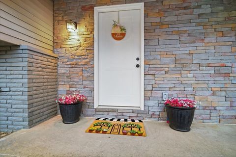 Tiny photo for 15795 E 2550 North Road, Hudson, IL 61748 (MLS # 12582637)