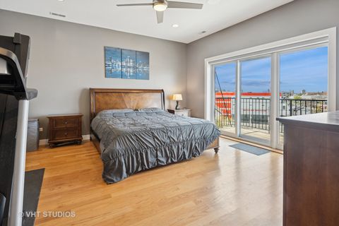 Tiny photo for 2442 N Clybourn Avenue #5S, Chicago, IL 60614 (MLS # 12438401)
