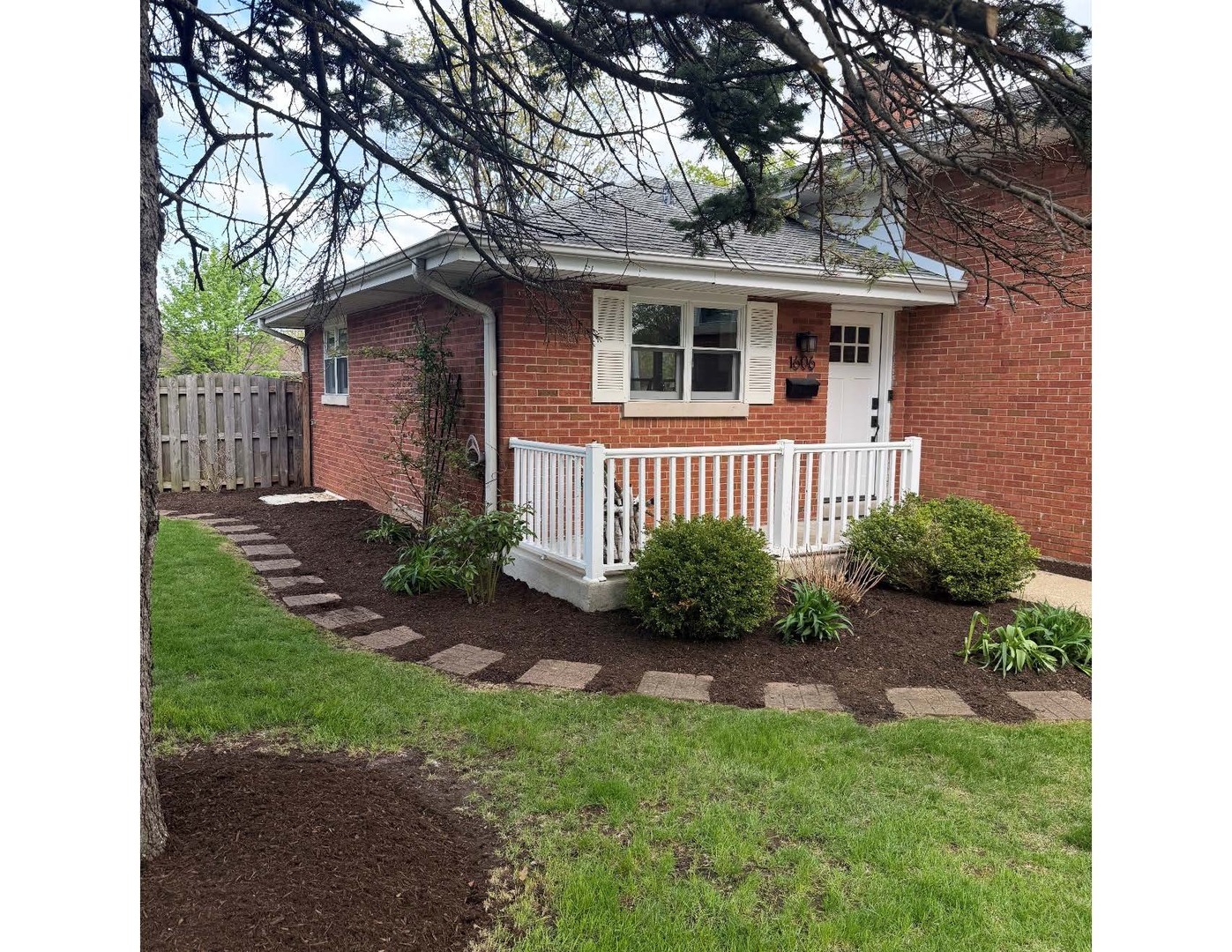 1606 Hoffman Avenue