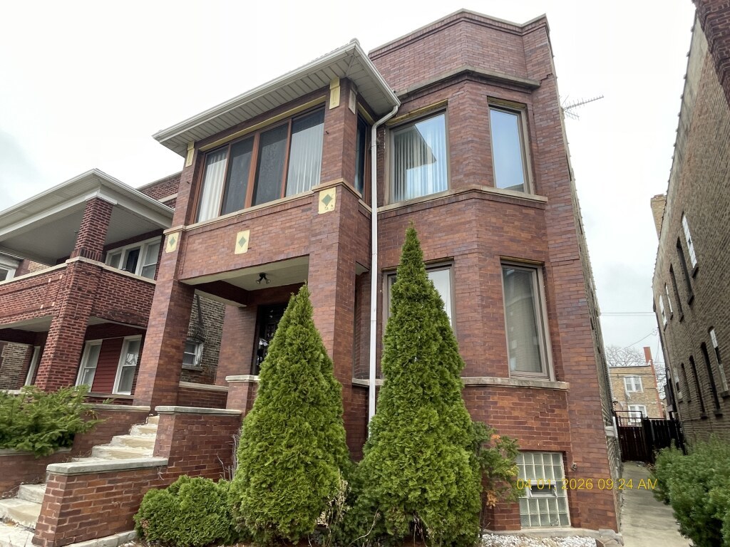 7343 S Luella Avenue