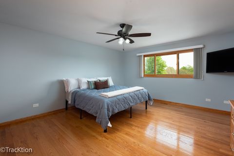 Tiny photo for 7635 Wilton Court, Darien, IL 60561 (MLS # 12621084)