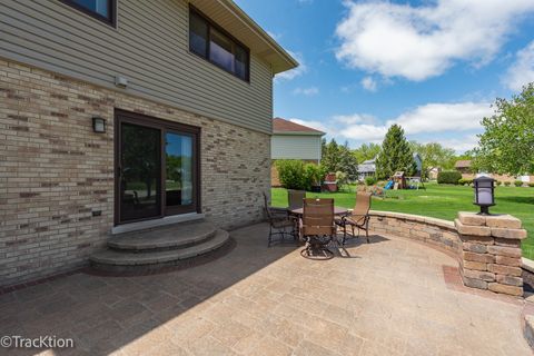 Tiny photo for 7635 Wilton Court, Darien, IL 60561 (MLS # 12621084)