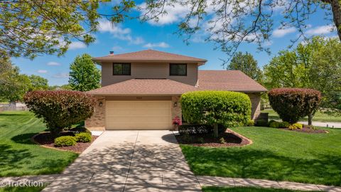Photo of 7635 Wilton Court, Darien, IL 60561 (MLS # 12621084)
