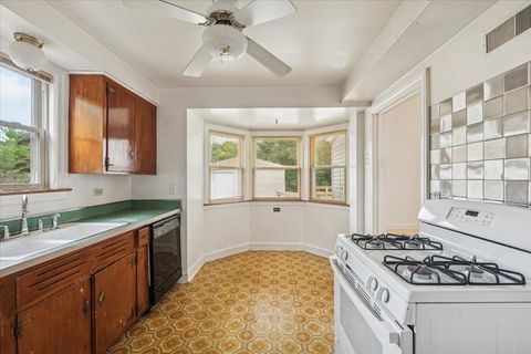 Tiny photo for 1719 N 77th Court, Elmwood Park, IL 60707 (MLS # 12483968)