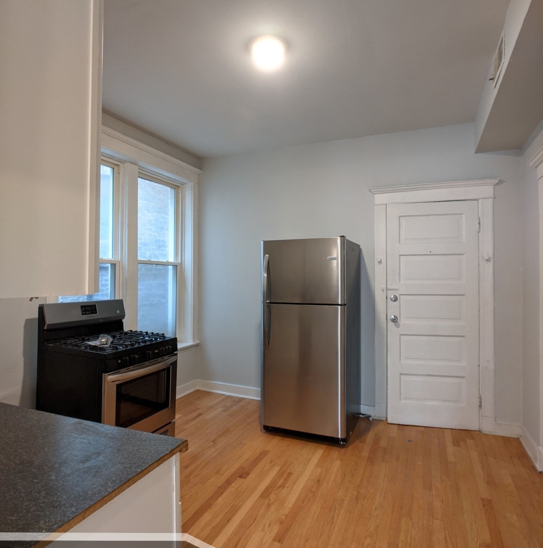 3544 N Halsted Street 2F