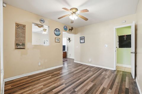 Tiny photo for 110 N Seminary Avenue, Woodstock, IL 60098 (MLS # 12581866)