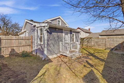 Tiny photo for 110 N Seminary Avenue, Woodstock, IL 60098 (MLS # 12581866)