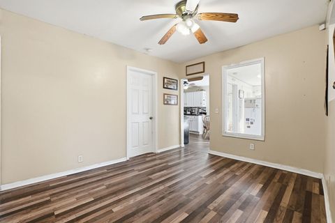 Tiny photo for 110 N Seminary Avenue, Woodstock, IL 60098 (MLS # 12581866)