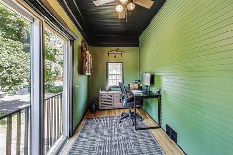 Tiny photo for 102 S Quincy Street, Hinsdale, IL 60521 (MLS # 12493020)