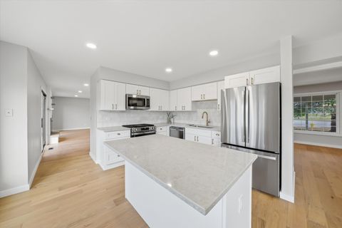 Tiny photo for 6S656 Avon Court, Naperville, IL 60540 (MLS # 12650895)