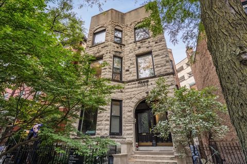 Photo of 734 W Belden Avenue #2, Chicago, IL 60614 (MLS # 12502325)