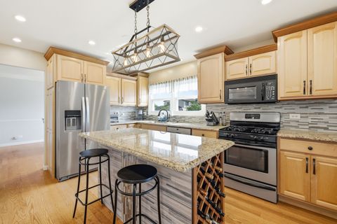 Tiny photo for 953 Moccasin Court, Carol Stream, IL 60188 (MLS # 12691492)