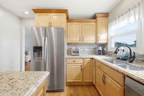 Tiny photo for 953 Moccasin Court, Carol Stream, IL 60188 (MLS # 12691492)