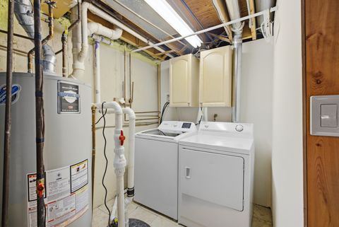 Tiny photo for 953 Moccasin Court, Carol Stream, IL 60188 (MLS # 12691492)