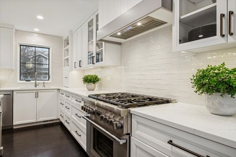 Tiny photo for 5720 Woodland Drive, Western Springs, IL 60558 (MLS # 12551238)