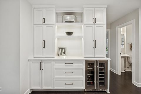 Tiny photo for 5720 Woodland Drive, Western Springs, IL 60558 (MLS # 12551238)