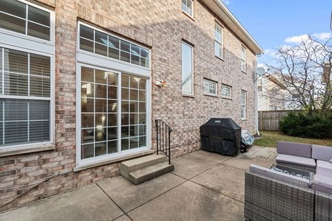 A home in Oakbrook Terrace