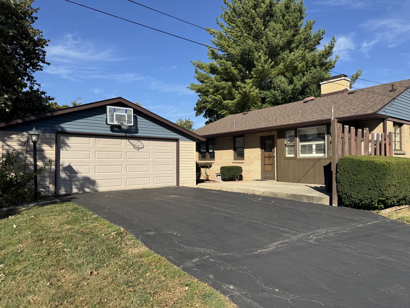 700 N Garfield Street