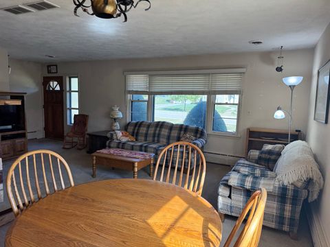Tiny photo for 700 N Garfield Street, Harvard, IL 60033 (MLS # 12489710)