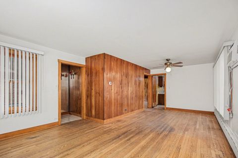 Tiny photo for 5335 N Moody Avenue, Chicago, IL 60630 (MLS # 12627580)