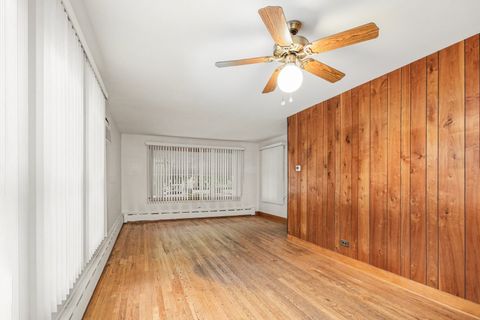 Tiny photo for 5335 N Moody Avenue, Chicago, IL 60630 (MLS # 12627580)