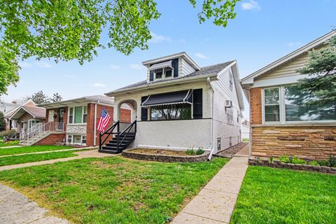 Tiny photo for 5335 N Moody Avenue, Chicago, IL 60630 (MLS # 12627580)