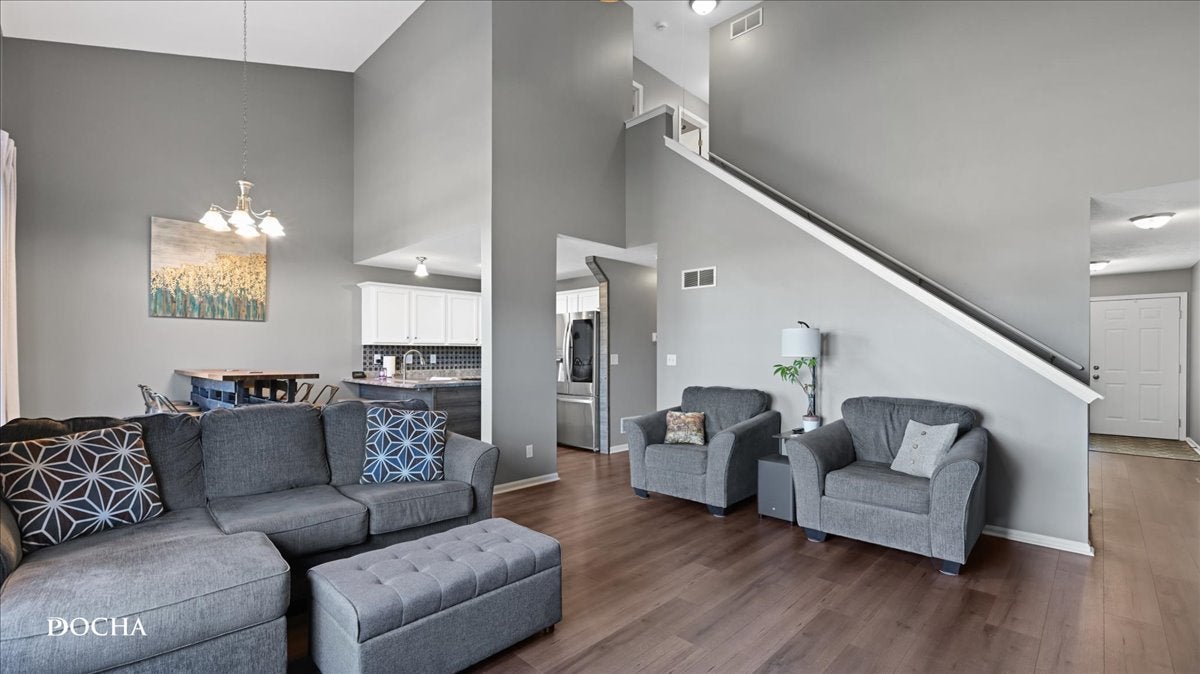 1147 Alexandria Drive