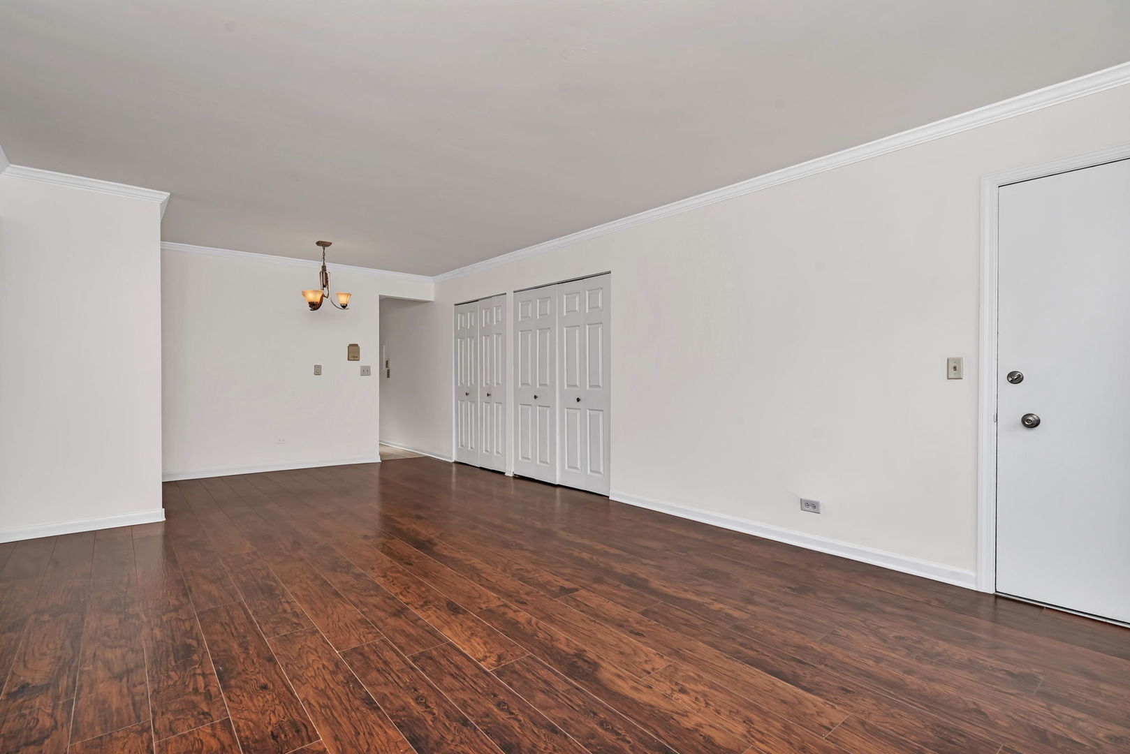 1505 Plymouth Place 1E