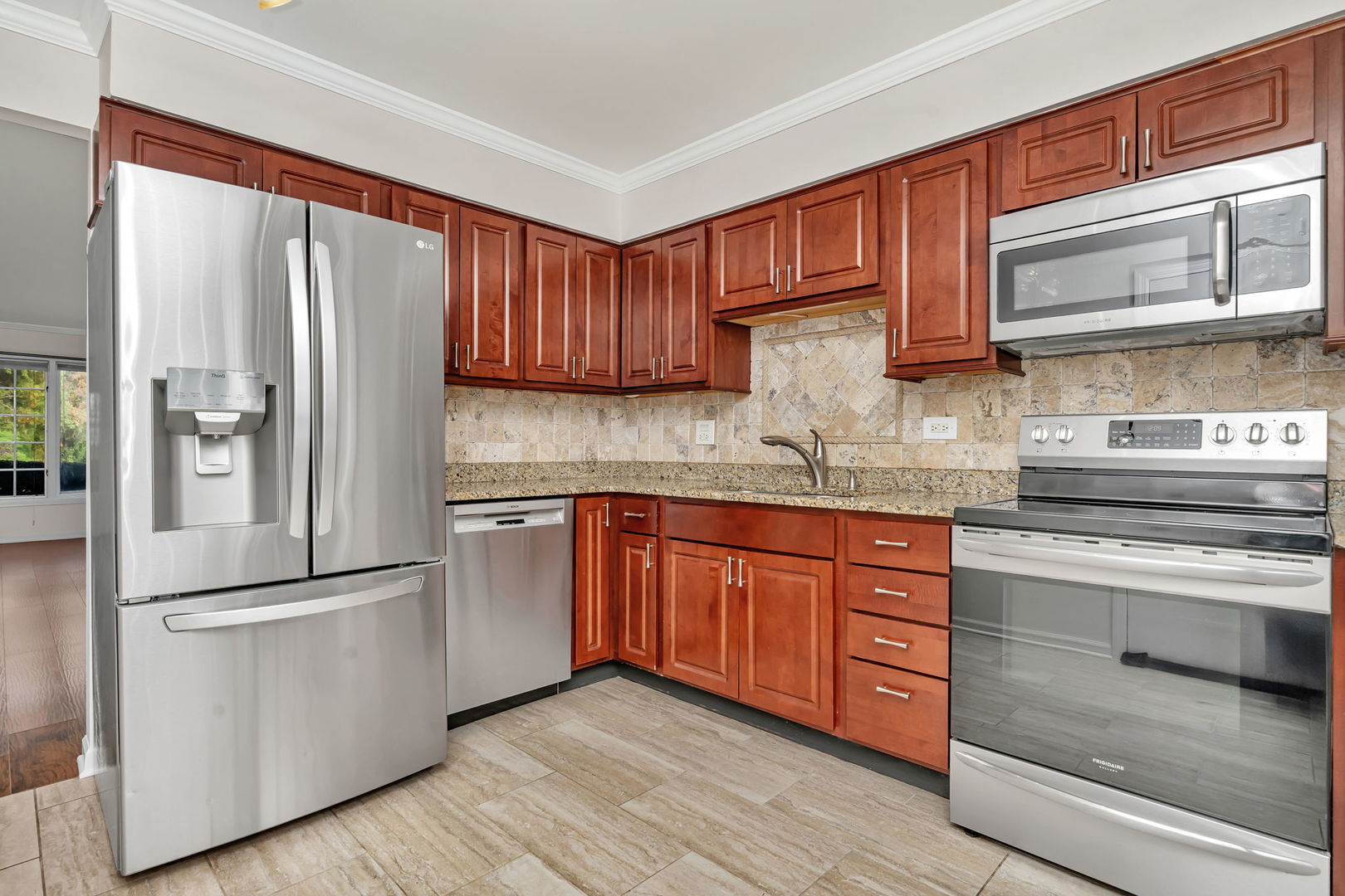 1505 Plymouth Place 1E