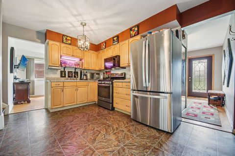 Tiny photo for 2176 N Westmoreland Drive, Palatine, IL 60074 (MLS # 12624472)