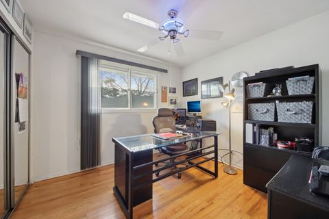 Tiny photo for 2176 N Westmoreland Drive, Palatine, IL 60074 (MLS # 12624472)