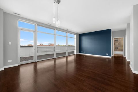 Tiny photo for 1610 W Fullerton Avenue #503, Chicago, IL 60614 (MLS # 12448827)
