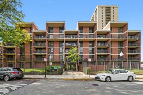 2921 S Michigan Avenue 202 Chicago IL 60616