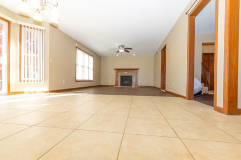 Tiny photo for 1307 Longford Lane, Bloomington, IL 61704 (MLS # 12517491)