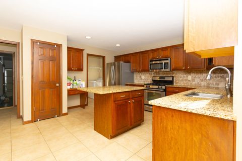 Tiny photo for 1307 Longford Lane, Bloomington, IL 61704 (MLS # 12517491)