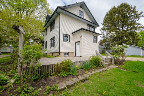 Tiny photo for 409 S 3rd Street, West Dundee, IL 60118 (MLS # 12636201)
