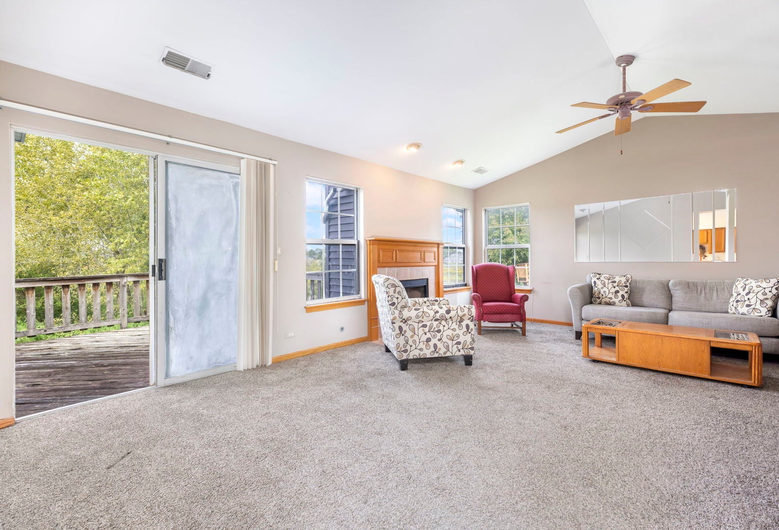 402 Gloria Lane