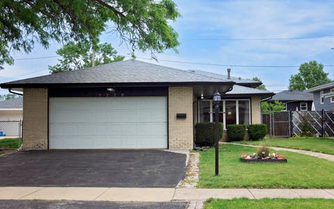 Tiny photo for 5220 138th Street, Crestwood, IL 60418 (MLS # 12684305)