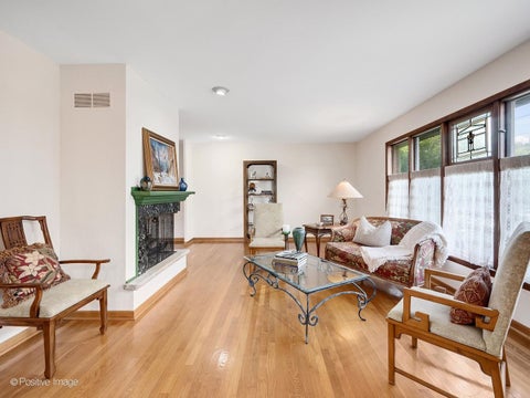 Tiny photo for 4613 W 105th Street, Oak Lawn, IL 60453 (MLS # 12761233)