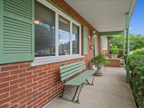 Tiny photo for 4613 W 105th Street, Oak Lawn, IL 60453 (MLS # 12761233)