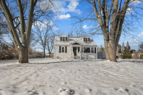 Photo of 5604 S Madison Avenue, Countryside, IL 60525 (MLS # 12542107)