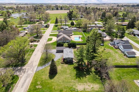 Tiny photo for 237 Birch Place, Kewanee, IL 61443 (MLS # 12616317)